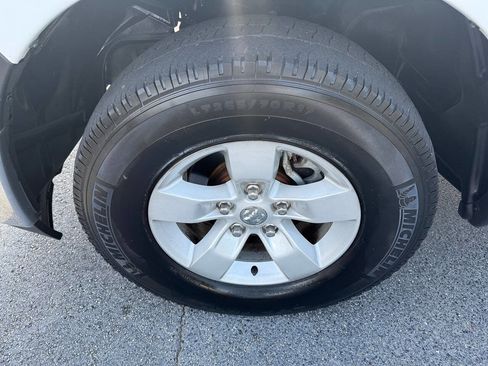 Used 2018 RAM 1500 Express image 9