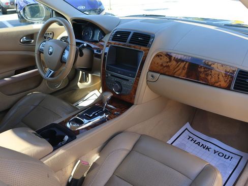 Used 2008 Jaguar XK Convertible image 14