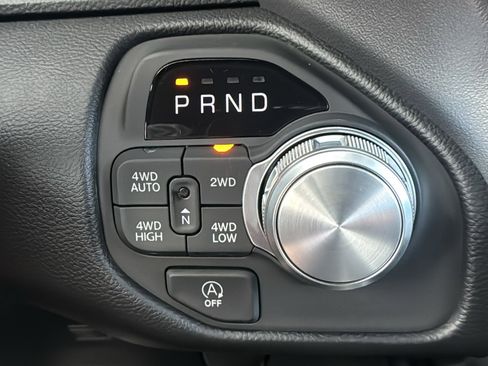 New 2026 RAM 1500 Laramie w/ Sport Appearance Package AWD/4WD image 31