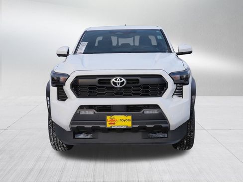 Used 2024 Toyota Tacoma TRD Off-Road image 2