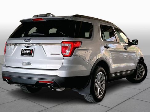 Used 2016 Ford Explorer FWD image 12