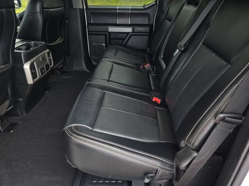 Used 2020 Ford F250 Lariat w/ Lariat Ultimate Package AWD/4WD image 35
