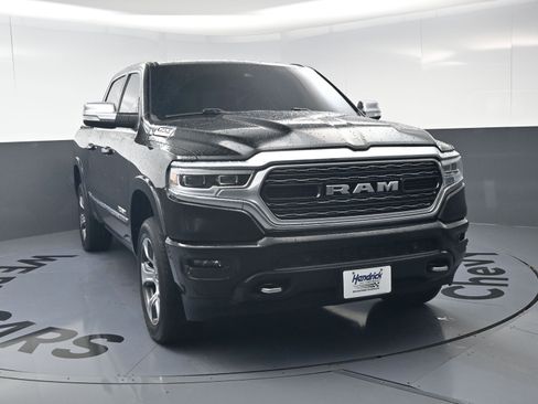 Used 2022 RAM 1500 Limited w/ Body Color Bumper Group image 3
