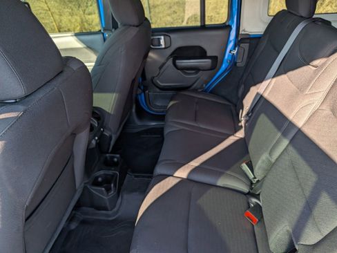 Used 2023 Jeep Wrangler Unlimited Sport AWD/4WD image 21