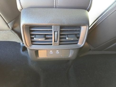 Certified 2025 Nissan Murano SV image 13