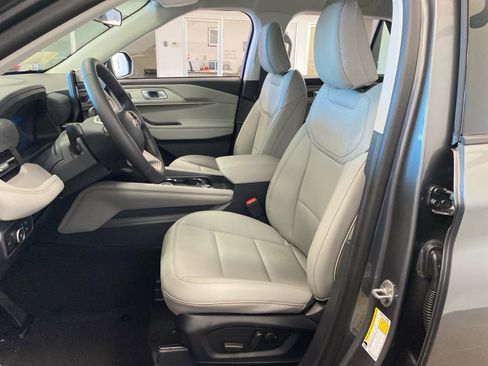 New 2026 Ford Explorer Active w/ Active Comfort Package image 25