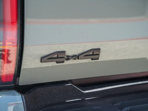 New 2026 Toyota Tundra Limited AWD/4WD image 9
