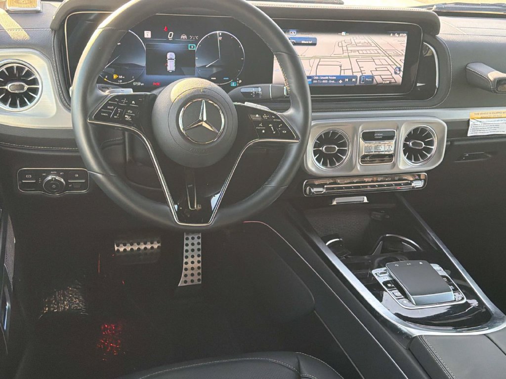 Used 2025 Mercedes-Benz G 550 image 10