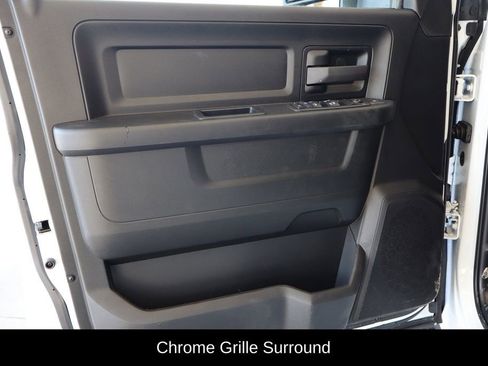 New 2024 RAM 2500 Tradesman w/ Chrome Appearance Group image 16