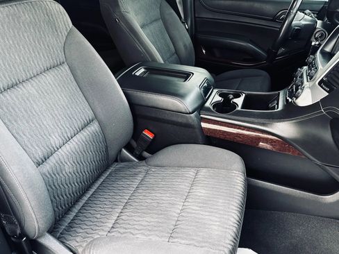 Used 2020 GMC Yukon SLE w/ SLE Value Package image 23