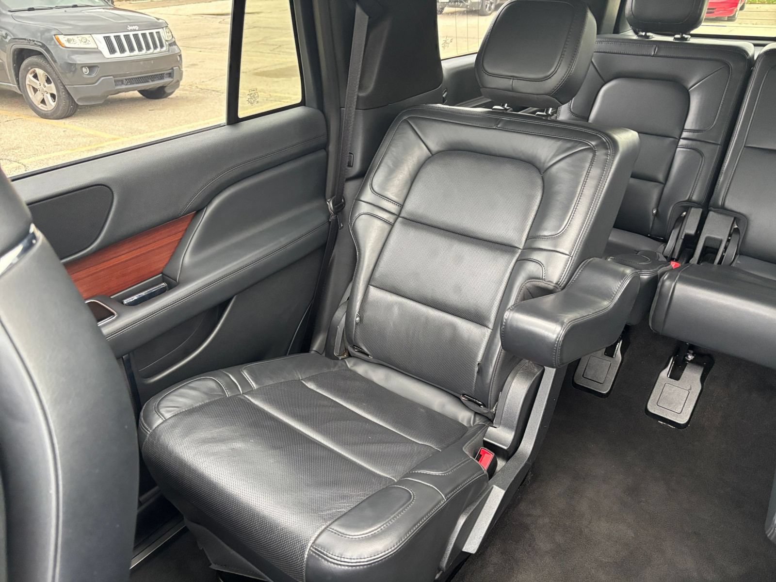Used 2022 Lincoln Navigator Reserve RWD image 40