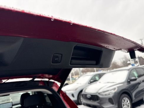 Used 2023 Ford Escape Platinum image 14