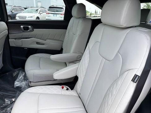 New 2026 Kia Sorento SX Prestige AWD/4WD image 19