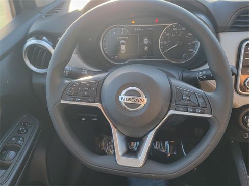 Certified 2021 Nissan Versa SV image 14