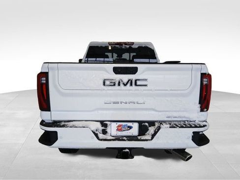 New 2026 GMC Sierra 2500 Denali w/ Denali Reserve Package image 4