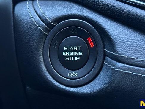 Used 2022 Dodge Durango GT image 25