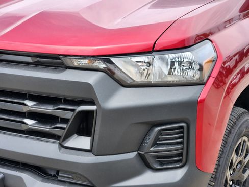 New 2026 Chevrolet Colorado W/T w/ WT Custom Package RWD image 9