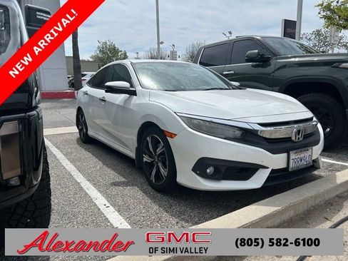 Used 2016 Honda Civic Touring image 1