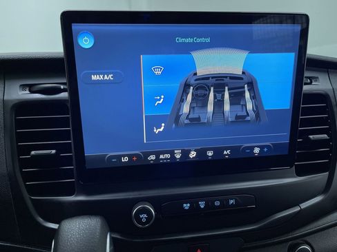 Used 2022 Ford Transit 250 Low Roof AWD image 24