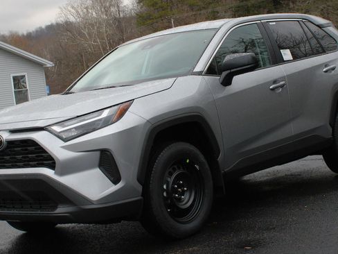 New 2025 Toyota RAV4 LE image 1