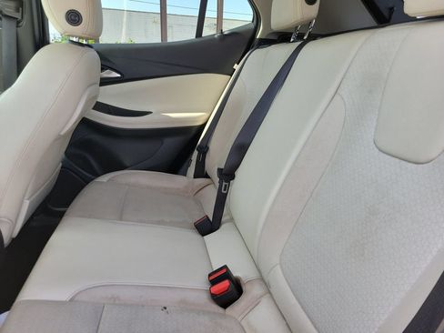 Certified 2023 Buick Encore GX Preferred w/ Cold Weather Comfort Package AWD/4WD image 9