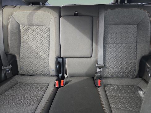 Used 2023 Chevrolet Equinox LT image 29