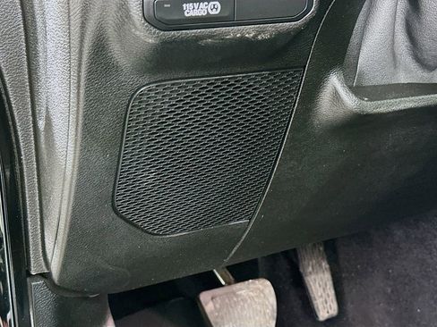 Certified 2021 Jeep Gladiator Overland AWD/4WD image 30