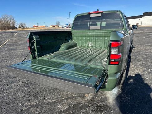 New 2025 Nissan Frontier PRO-4X image 15