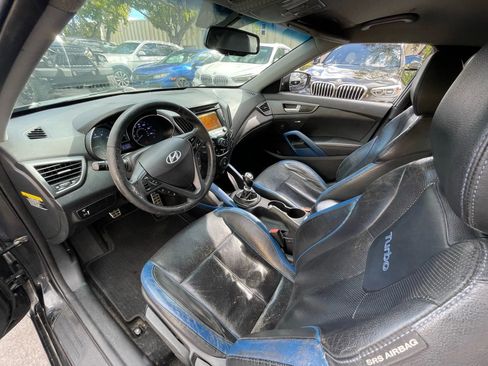 Used 2013 Hyundai Veloster Turbo image 18