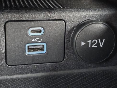 Certified 2023 Ford Escape ST-Line image 9