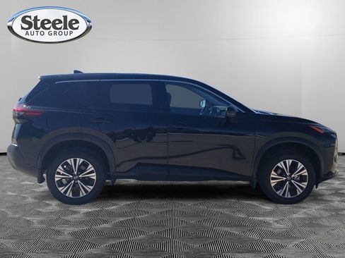 Used 2021 Nissan Rogue SV image 6