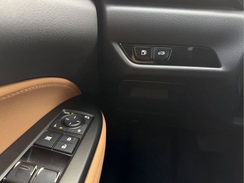 Certified 2025 Lexus NX 350 AWD w/ Accessory Package (2T) image 16