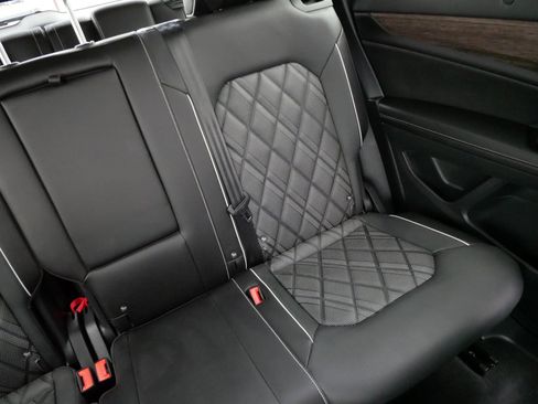 Certified 2025 Volkswagen Atlas SEL Premium R-Line AWD/4WD image 14