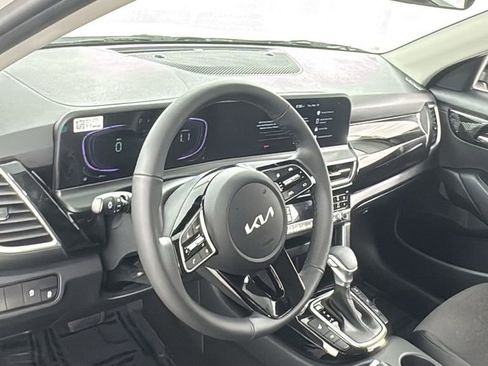 New 2026 Kia Seltos S AWD/4WD image 34