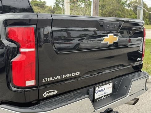 Used 2024 Chevrolet Silverado 2500 LTZ w/ LTZ Plus Package image 13