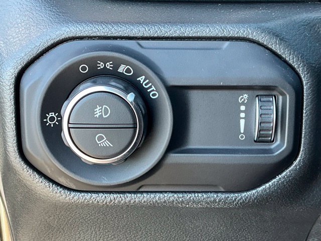 Used 2023 Jeep Gladiator Mojave w/ LED Lighting Group AWD/4WD image 30