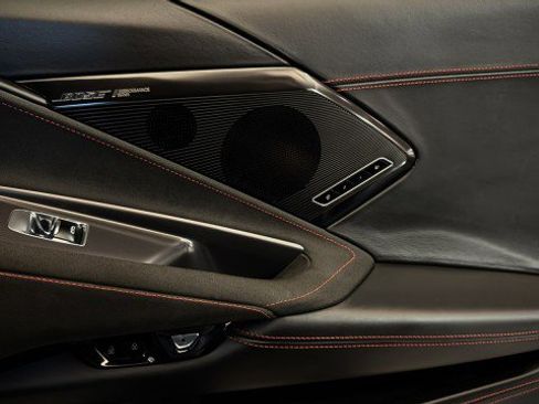 Used 2024 Chevrolet Corvette Stingray Premium Cpe w/ Z51 Performance Package image 14