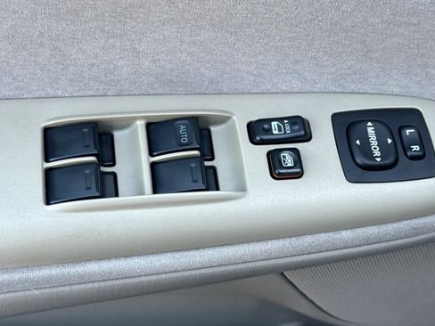 Used 2003 Toyota Camry LE FWD image 13