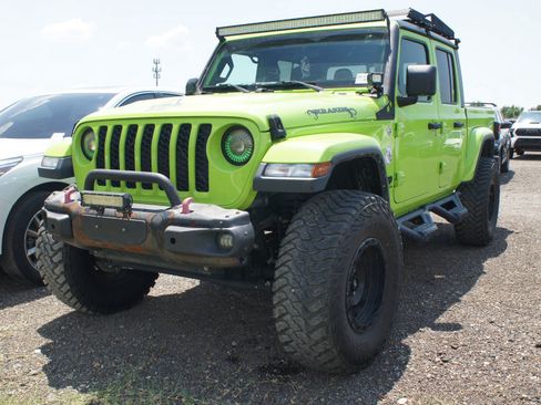 Used 2021 Jeep Gladiator Sport AWD/4WD image 1