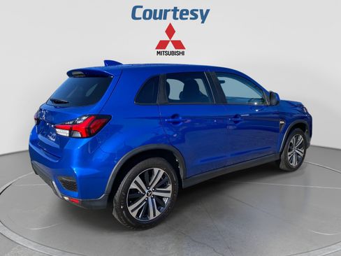 Used 2020 Mitsubishi Outlander Sport ES FWD image 6
