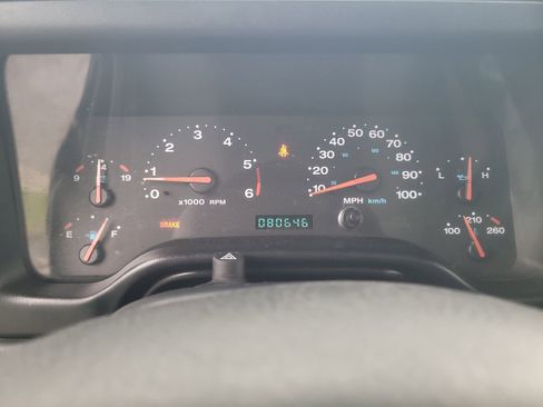 Used 2004 Jeep Wrangler X w/ Convenience Group AWD/4WD image 14