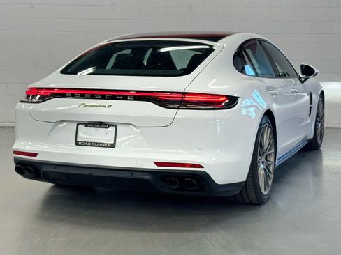 Used 2023 Porsche Panamera 4 Platinum Edition image 11