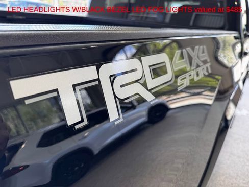 Used 2023 Toyota Tacoma TRD Sport w/ TRD Premium Sport Package image 9