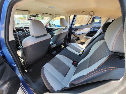 Used 2019 Subaru Crosstrek 2.0i Premium AWD/4WD image 12