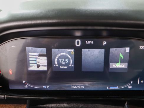 Used 2022 Jeep Grand Wagoneer Series II w/ Convenience Group III image 16