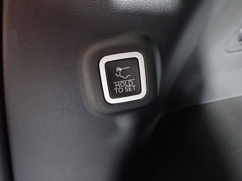 New 2026 Jeep Cherokee Limited image 19