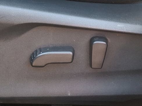 Certified 2023 Subaru Ascent Premium w/ Convenience Package image 27