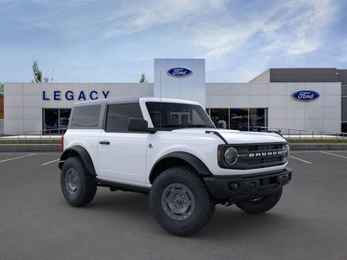 New 2024 Ford Bronco Black Diamond image 7