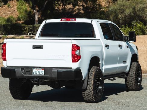 Used 2018 Toyota Tundra SR5 image 10