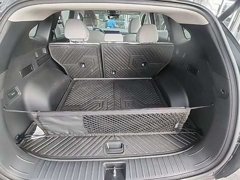 Used 2025 Hyundai Tucson SEL AWD/4WD image 14